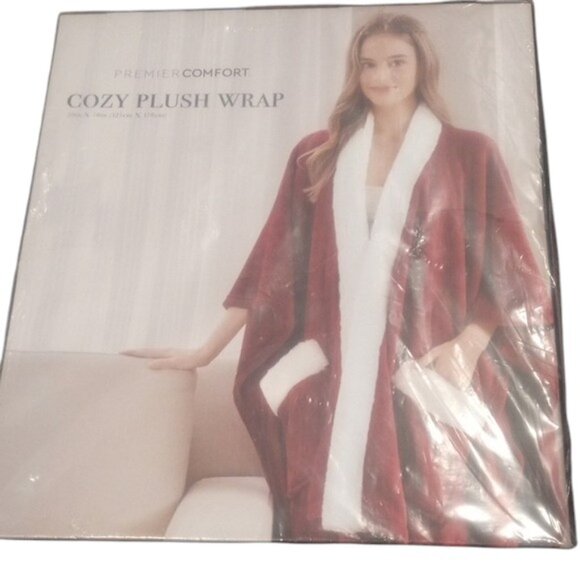 Women's Red Cozy Plush Wrap 50x70 NIB - Picture 5 of 5